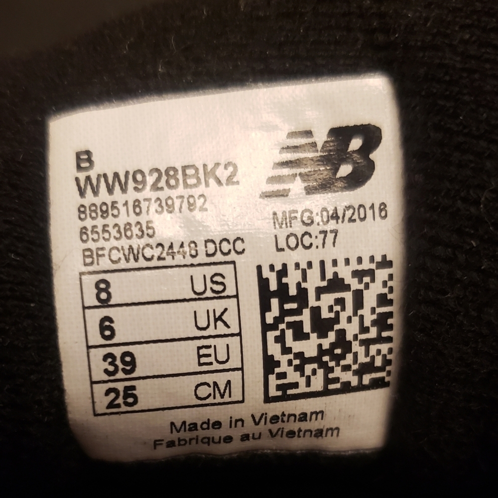 New Balance Black Athletic Shoes Size 8 - Picture 12 of 15